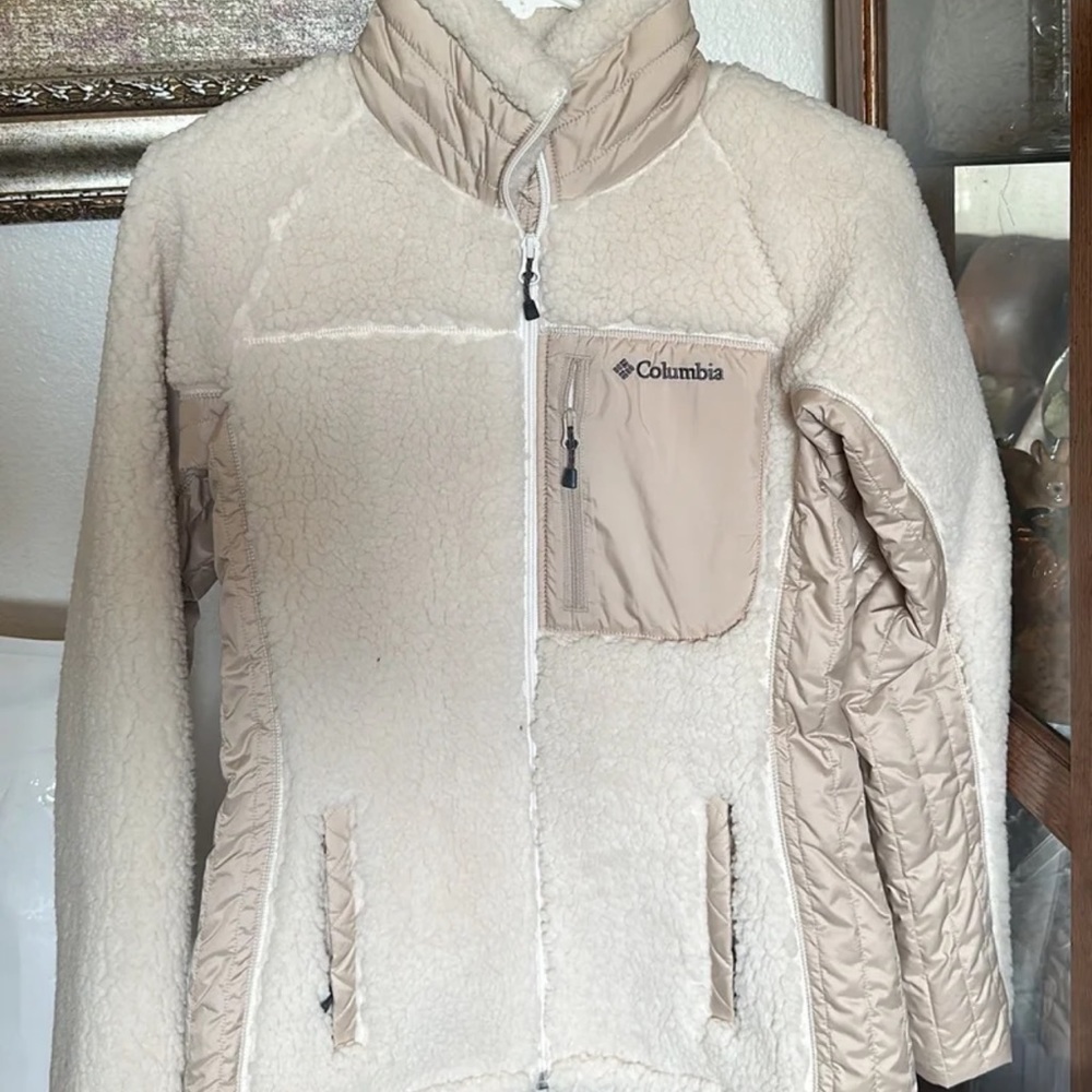 North face Sherpa fleece jacket women’s